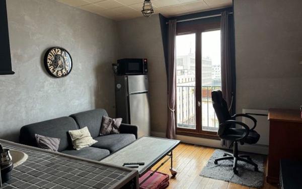 Appartement à louer    2 pièces • 28,57 m2 Paris 10