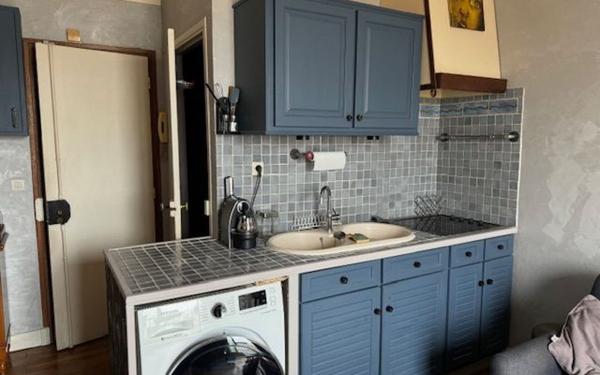 Appartement à louer    2 pièces • 28,57 m2 Paris 10