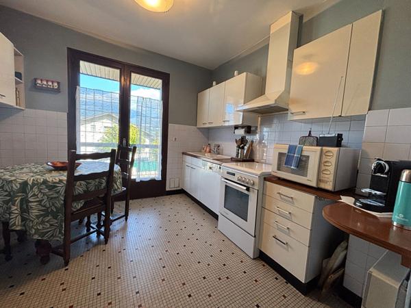 Maison dans quartier résidentiel à vendre à La Motte Servolex