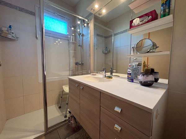 Maison dans quartier résidentiel à vendre à La Motte Servolex