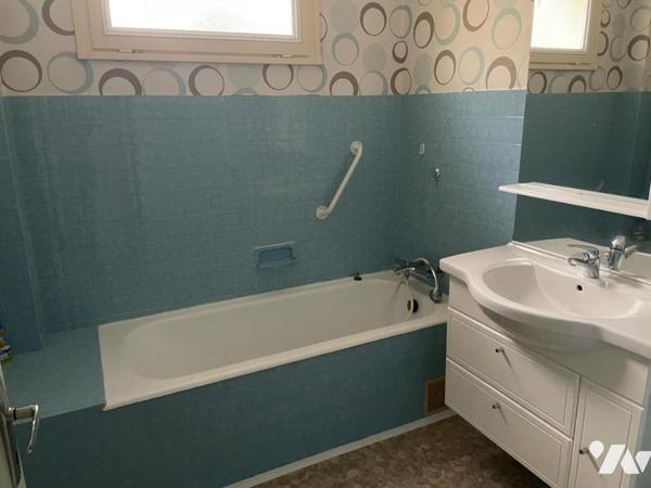 En impasse proche des écoles et commerces maison traditionelle