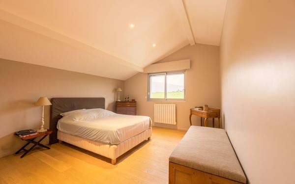 Maison à vendre    5 pièces •  Versonnex