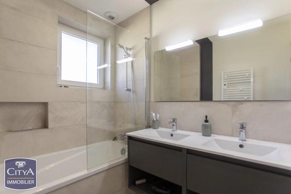 Maison à vendre 5 pièces 110.74m² Roanne (42300)