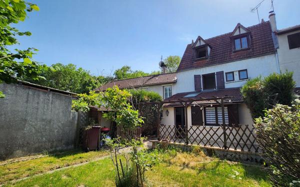 Maison à vendre    5 pièces • 101 m2 Ollainville