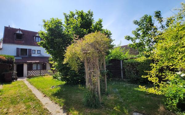 Maison à vendre    5 pièces • 101 m2 Ollainville