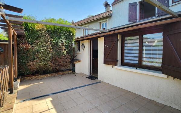 Maison à vendre    5 pièces • 101 m2 Ollainville