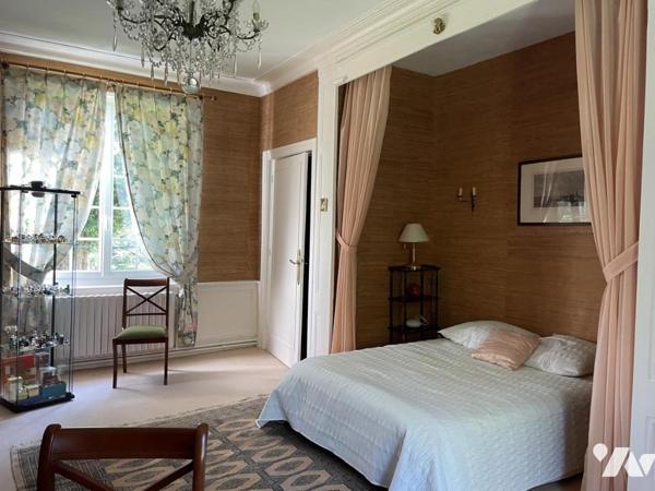 FRIAUCOURT, ELEGANTE DEMEURE 