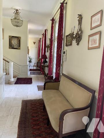 FRIAUCOURT, ELEGANTE DEMEURE 