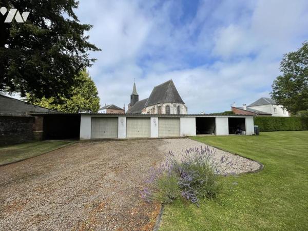 FRIAUCOURT, ELEGANTE DEMEURE 