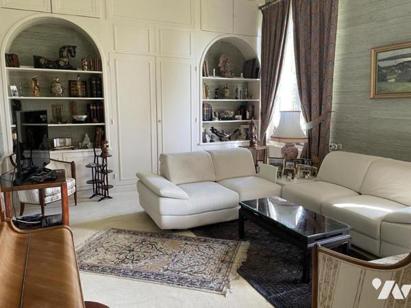 FRIAUCOURT, ELEGANTE DEMEURE 