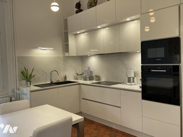 FRIAUCOURT, ELEGANTE DEMEURE 