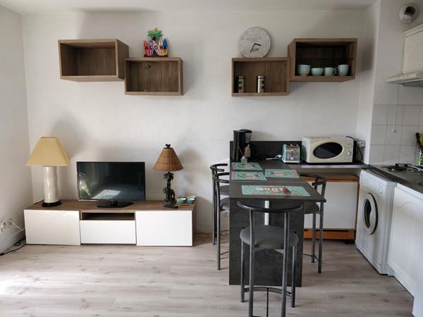 Exclusivité à Guéthary : Charmant appartement 2 pièces en rez-de-chaussée avec parking, Guethary 64210