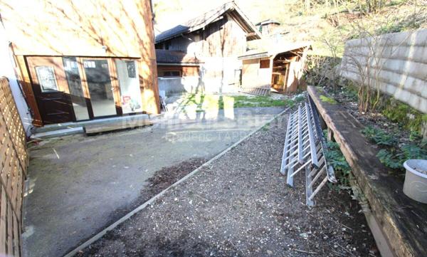 Maison rénovée avec terrain proche du centre ville (38380Saint Laurent du Pont)