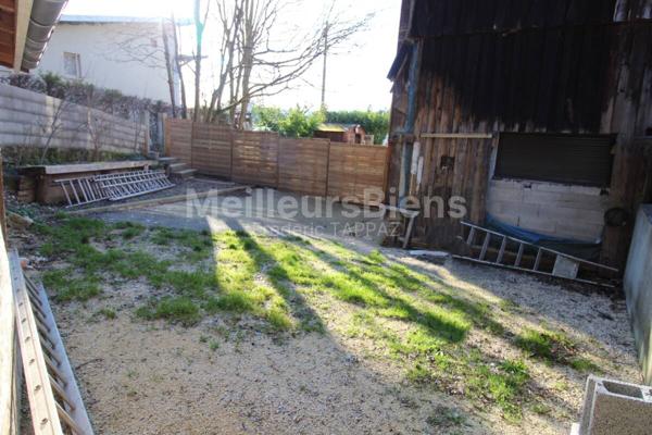 Maison rénovée avec terrain proche du centre ville (38380Saint Laurent du Pont)