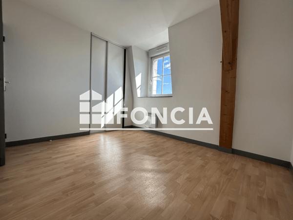 Location Appartement 3 pièces 65.49 m² - 105, RUE DU PERE DE LA CROIX Poitiers 86000
