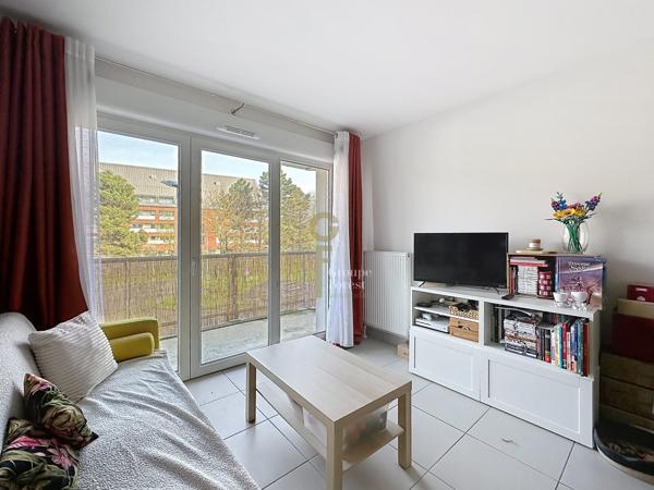 EMPLACEMENT IDEAL POUR CE JOLI T2