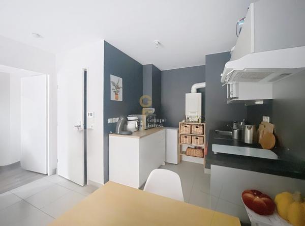 EMPLACEMENT IDEAL POUR CE JOLI T2