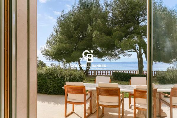Villa 9 pièces à vendre Antibes - 06600 / Réf: 985