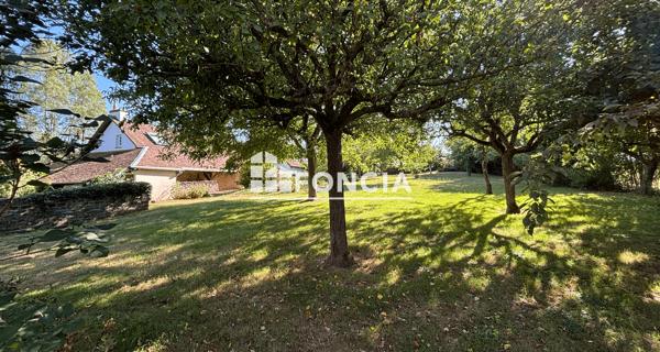 À vendre Maison 8 pièces 204.49 m² - Aigné 72650