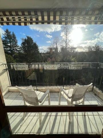 Appartement 3 pièces dernier étage Chatenay Malabry