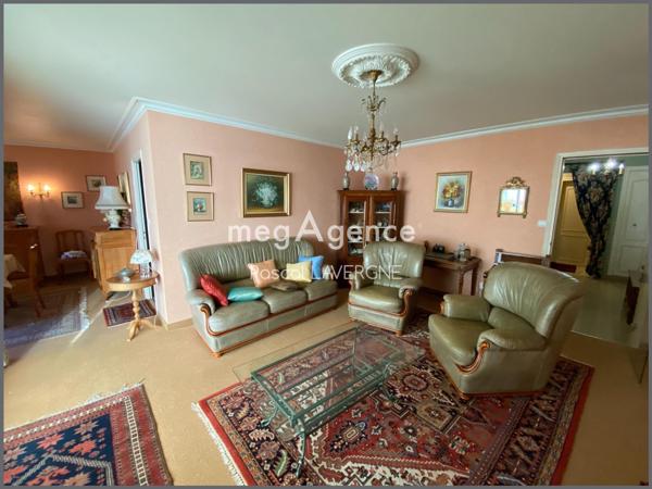 Appartement à CHALLANS, 85300 - 4 pièces 95m²