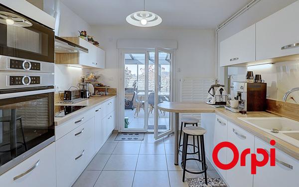 Maison à vendre    4 pièces •  Saint-Clair-de-la-Tour