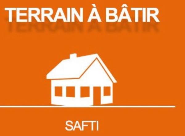 Terrain à bâtir 750 m²