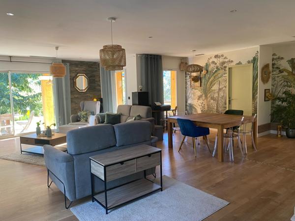 Maison 4 pces, buanderie, atelier, spa