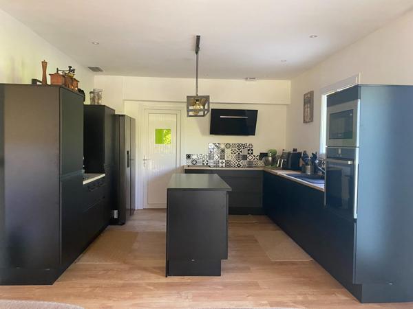 Maison 4 pces, buanderie, atelier, spa