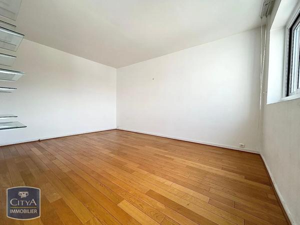 Appartement à louer 3 pièces 54.7m² Vanves (92170)