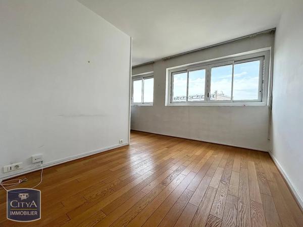 Appartement à louer 3 pièces 54.7m² Vanves (92170)