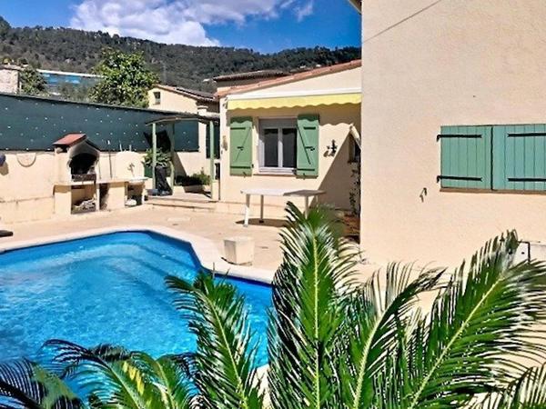 maison en cœur de ville et au calme