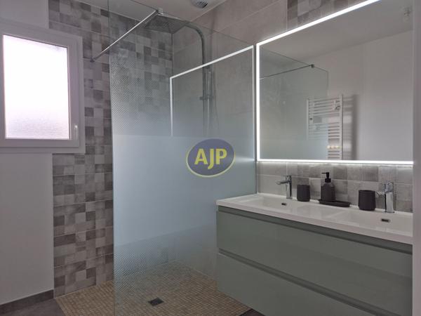 Location maison Hourtin : 965 € - AJP Hourtin Immobilier