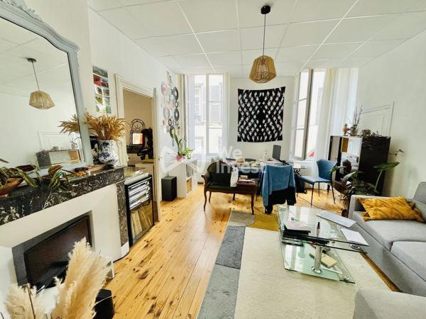 Immeuble avec huit logements.
