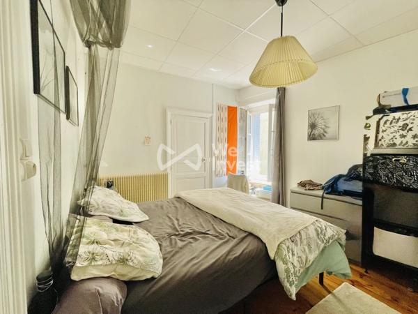 Immeuble avec huit logements.
