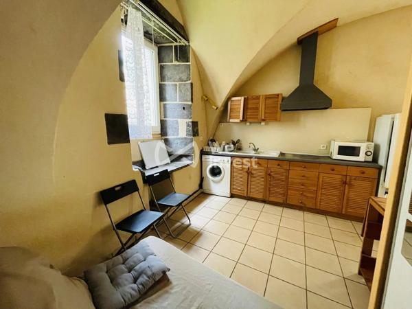 Immeuble avec huit logements.