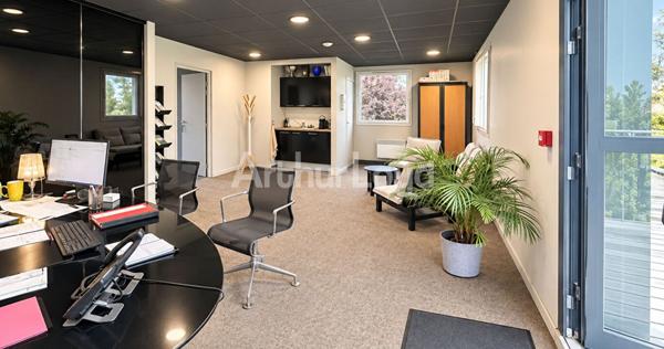 Bureaux à louer ou vendre Marcq-en-Baroeul terrasses privatives et parking