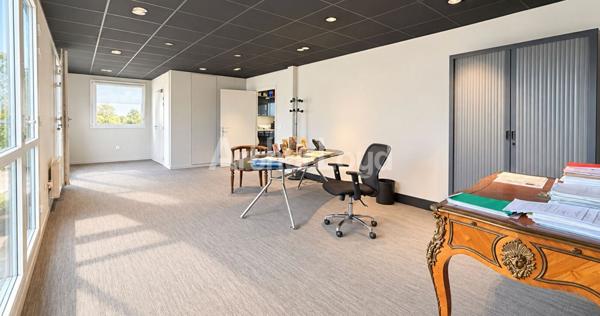 Bureaux à louer ou vendre Marcq-en-Baroeul terrasses privatives et parking