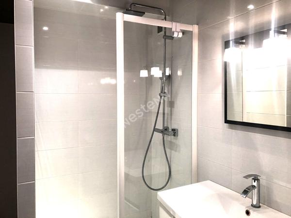 Investisseur, Appartement calme et spacieux de 53 m2, proche du centre d'Ecully