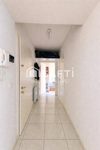 Beau T2 au cœur de Saint Raphael avec box privatif