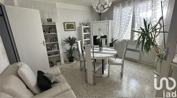 Maison 6 pièces de 122 m² à Fréjus (83600)