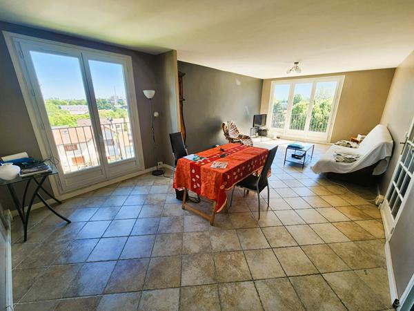 Appartement Fresnes 5 pièce(s) 104.23 m2