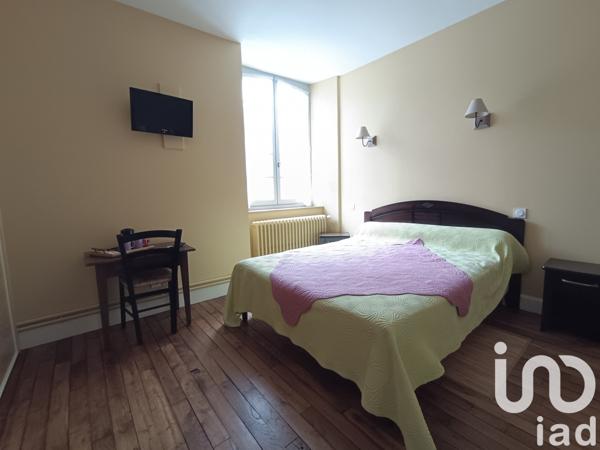 Demeure 17 pièces de 392 m² à Fresselines (23450)