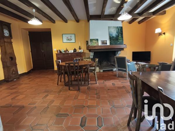 Demeure 17 pièces de 392 m² à Fresselines (23450)