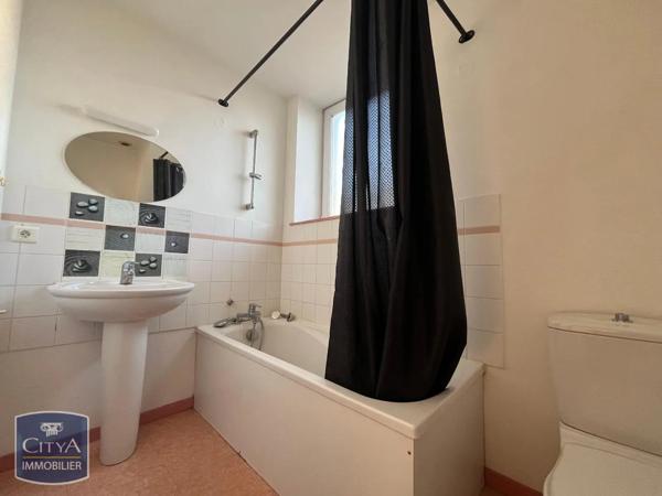 Appartement à louer 2 pièces 55.17m² Pont-de-Veyle (01290)