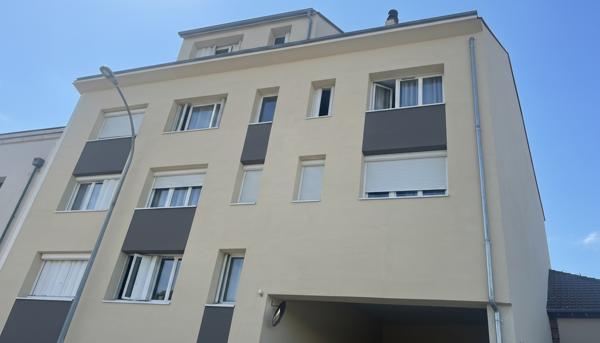 Appartement 2 pièces à louer à Chartres - Dernier étage avec exposition sud