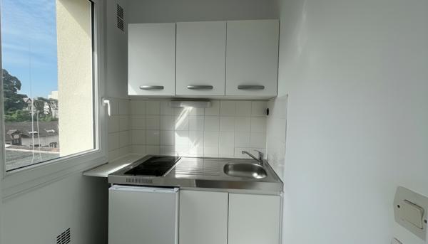 Appartement 2 pièces à louer à Chartres - Dernier étage avec exposition sud
