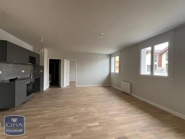 Appartement à louer 2 pièces 51.24m² Chartres (28000)