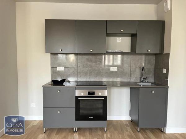 Appartement à louer 2 pièces 51.24m² Chartres (28000)