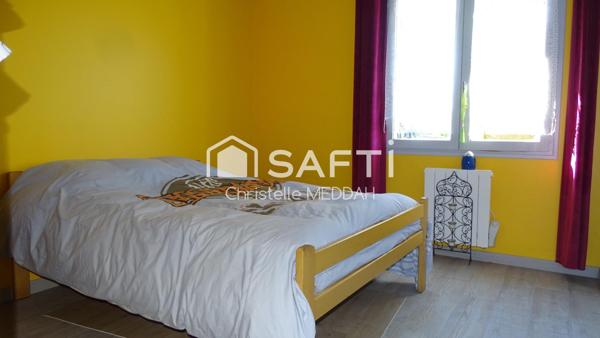 Maison spacieuse: 160m², 4 chambres, 1 bureau